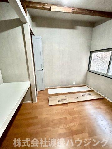 東大阪市吉田１丁目のテラスの洋室
