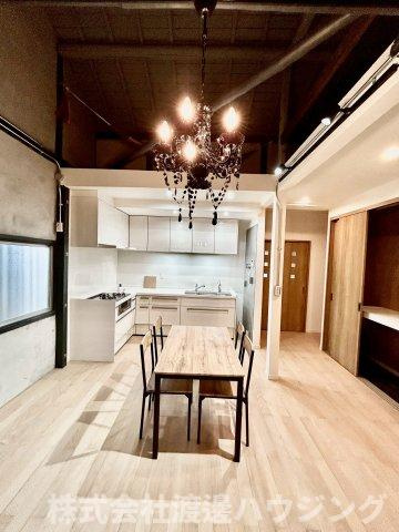 東大阪市吉田１丁目のテラスの居間・リビング