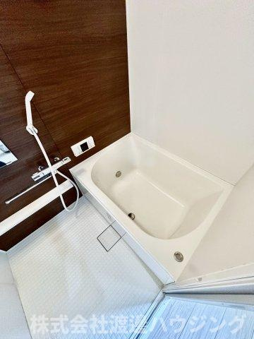 東大阪市吉田１丁目のテラスの浴室