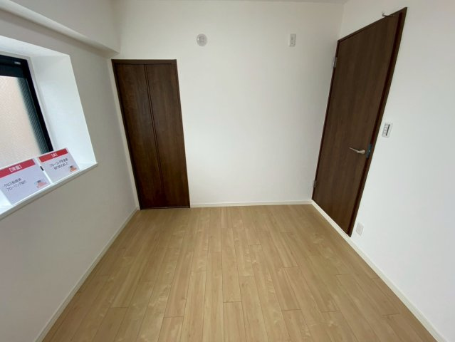 アコール小幡の洋室