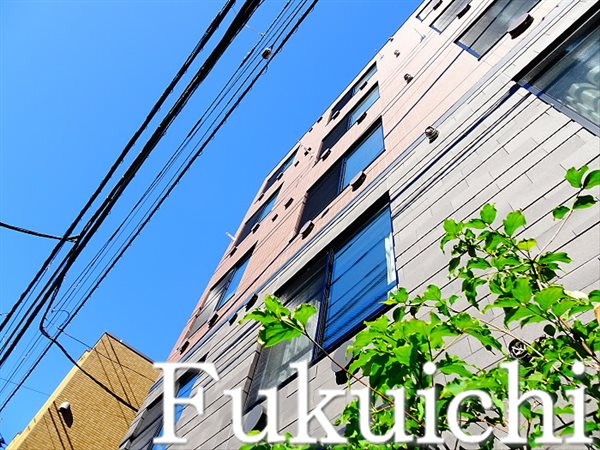 ＣＯＭＰＯＳＩＴＥ目黒鷹番