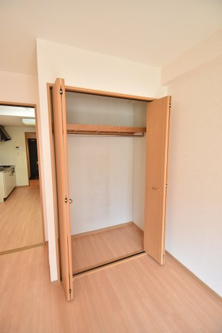 大阪市城東区野江２丁目の賃貸マンションの収納