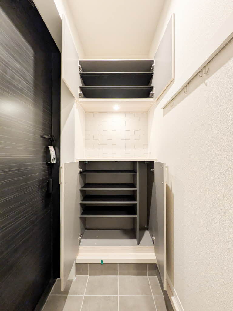 熊本市中央区本荘５丁目の賃貸マンションの玄関