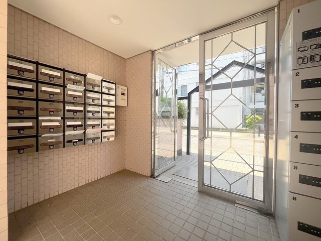 サンフォリスト日吉のロビー