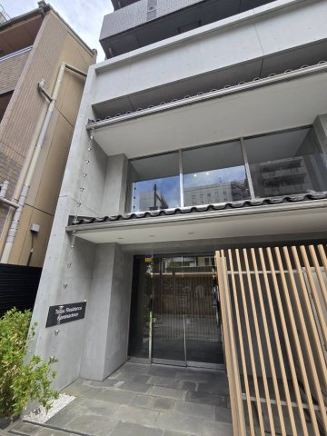 Totsu Residence Kaminarimonの外観