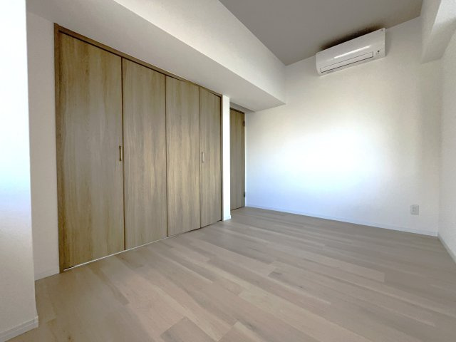 【洋室】 | ロマネスク六ツ門