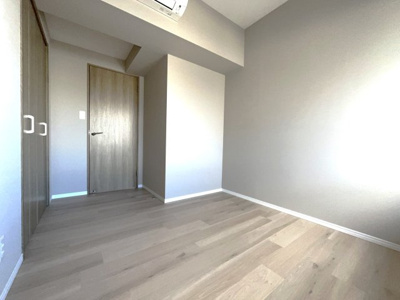 【洋室】 | ロマネスク六ツ門