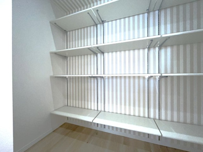 【収納】 | ロマネスク六ツ門