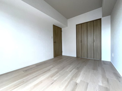 【洋室】 | ロマネスク六ツ門