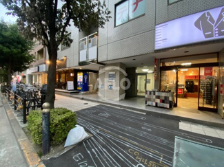 【その他共用部分】 | アール肥後橋　玄関前