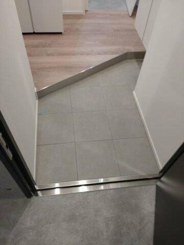 ＳＹＦＯＲＭＥ　ＩＴＡＢＡＳＨＩ　Ⅲの玄関