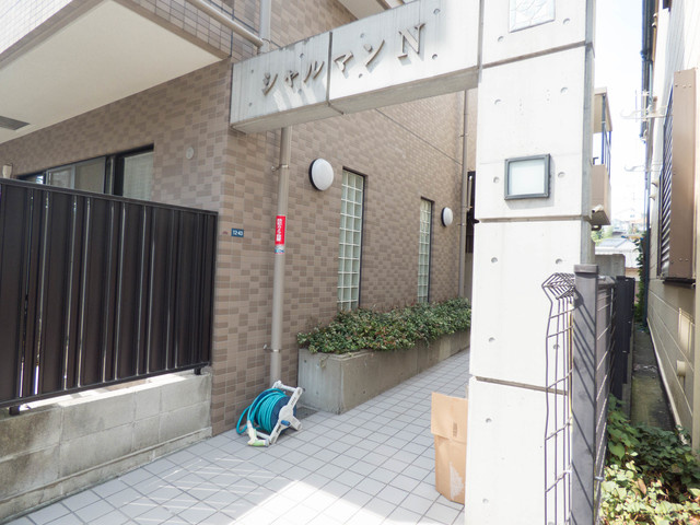 シャルマンＮのエントランス