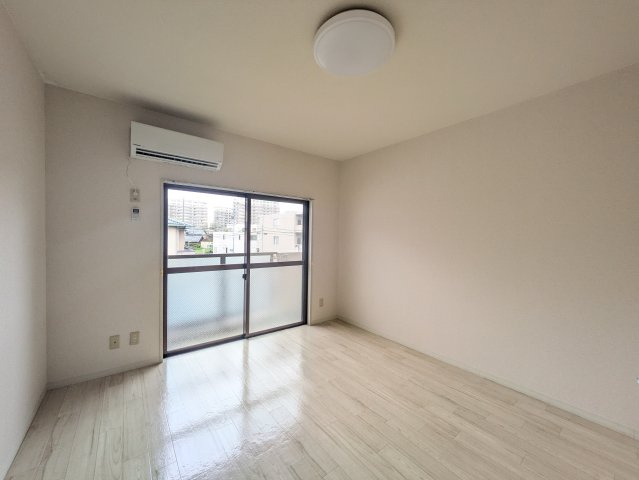 コーポフローラ|名古屋市の賃貸ならMy賃貸の居間・リビング|コーポフローラ