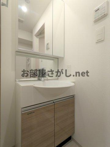 アンベリール王子の洗面所|ゆったりとスペースのある洗面所