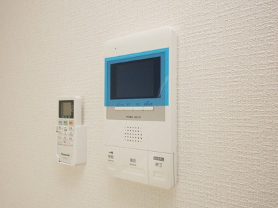 【セキュリティ】 | Vita弁天町 | モニター付きインターホンです