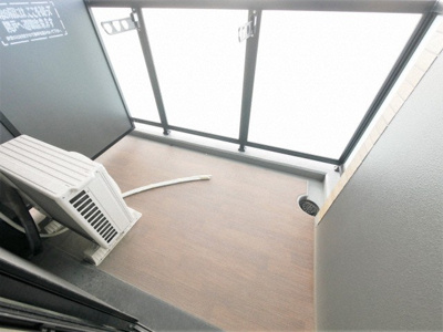 【バルコニー】 | Vita弁天町 | お洗濯にも便利なバルコニー付き