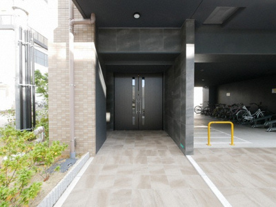 【エントランス】 | Vita弁天町 | 毎日通るエントランスはこのようになっています