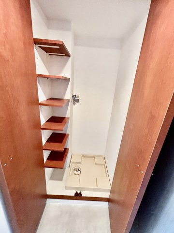 フォレステージュ江坂公園のその他|室内洗濯パン