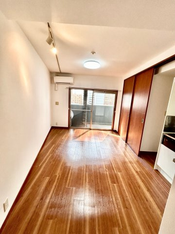 フォレステージュ江坂公園の居間・リビング