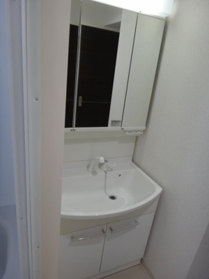 【洗面所】 | Ｅｔｅｒｎａｌ　Ｍ．Ｒ．Ａ | 使いやすい洗面所です