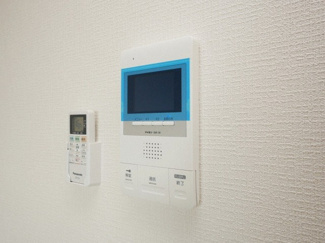 【セキュリティ】 | Vita弁天町 | モニター付きインターホンです