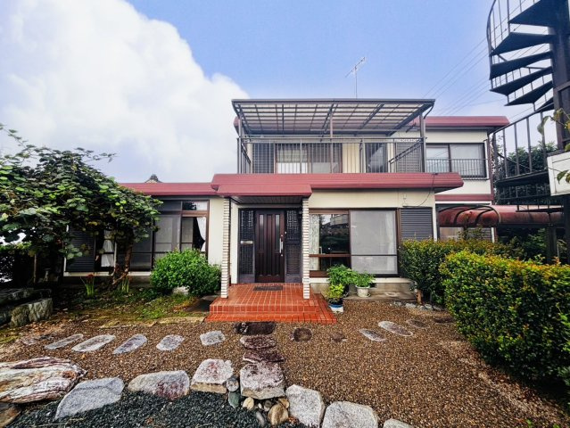 セキスイハイム施工　車庫付き　高根沢町　中古物件の外観