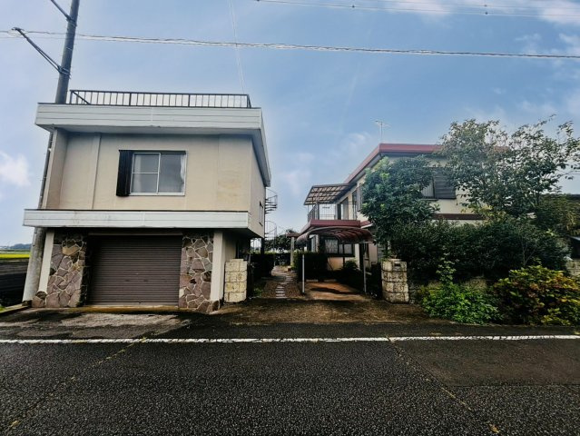 セキスイハイム施工　車庫付き　高根沢町　中古物件の外観