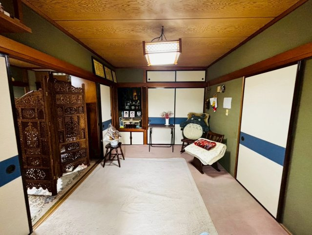 セキスイハイム施工　車庫付き　高根沢町　中古物件の和室