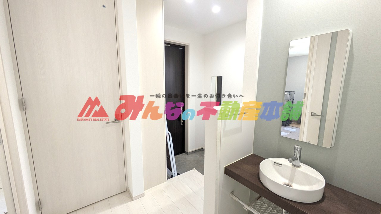 久留米市櫛原町の中古一戸建の玄関