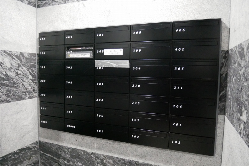 プレミアムキューブ中野新橋の外観