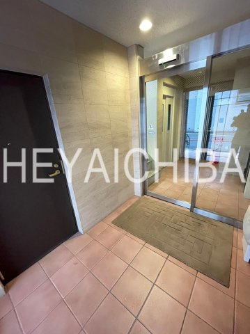 TI．レガーロのロビー