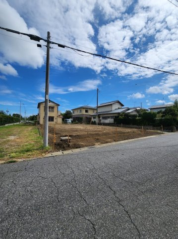 【前面道路含む現地写真】の画像