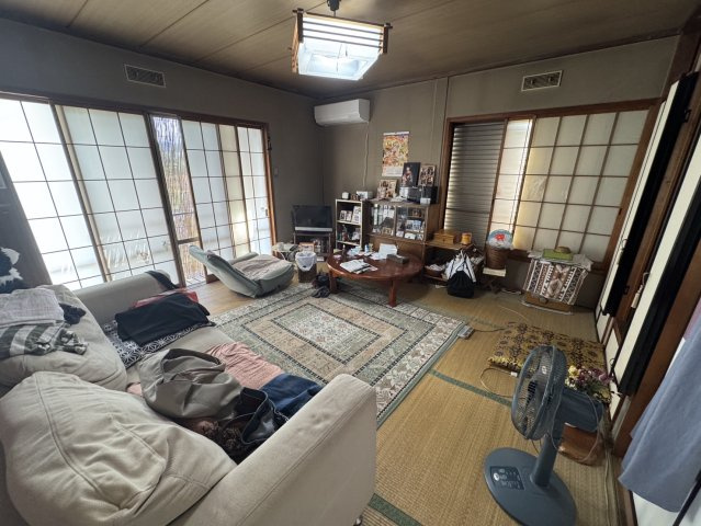 広々とした豪華な戸建て♪広大な土地　越生町上野の和室|和室がひろがる居住スペース