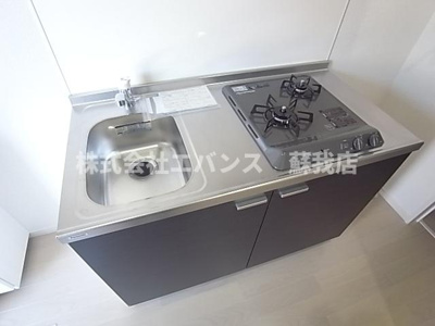 【キッチン】 | フォルビテッツァ松ヶ丘 | コンパクトなキッチンで掃除もラクラク