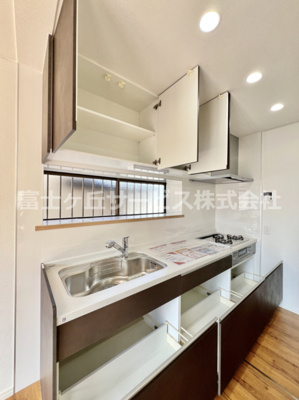 【収納】 | 三島市徳倉 中古戸建て | キッチンの収納も充実しています