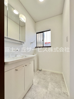 【脱衣所】 | 三島市徳倉 中古戸建て | 脱衣場です