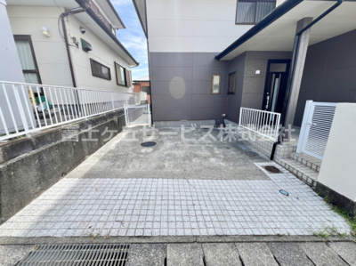 【駐車場】 | 三島市徳倉 中古戸建て | 駐車場の用意があります