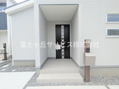 【エントランス】 | 浜松市中央区白鳥町 新築一戸建て 1号棟 | エントランスです
