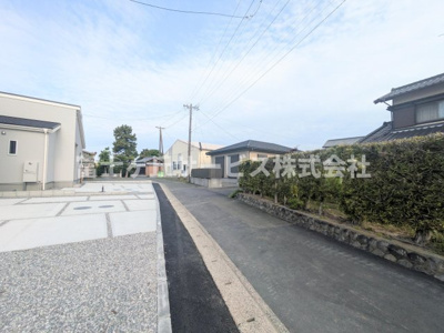 【前面道路含む現地写真】 | 浜松市中央区白鳥町 新築一戸建て 3号棟 | 前面道路です