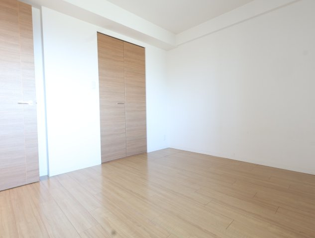 アルファスマート東福原の洋室|南側洋室6帖