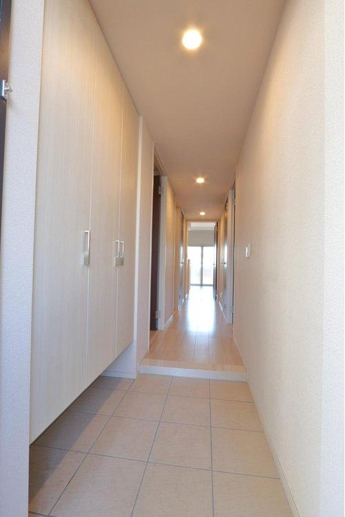 アルビオ・ガーデン南吉方の玄関|玄関