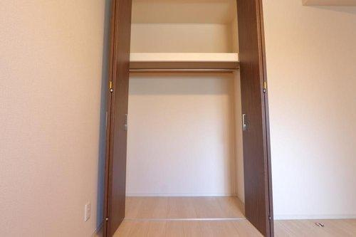 アルビオ・ガーデン南吉方の収納|5.5帖洋室　クローゼット