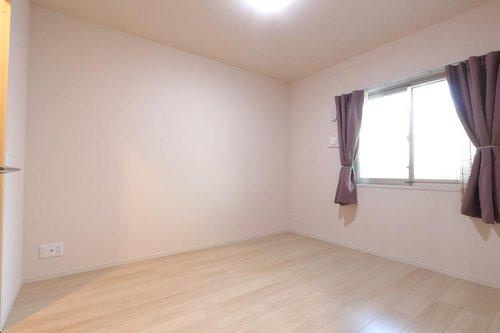 アルビオ・ガーデン南吉方のその他|６帖洋室 
アウトポール設計なのでスッキリとしていて広くお使いいただけます！