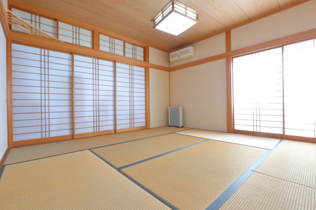 松江市古志原1丁目の和室
