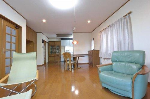 松江市古志原1丁目の居間・リビング|LDK約19帖