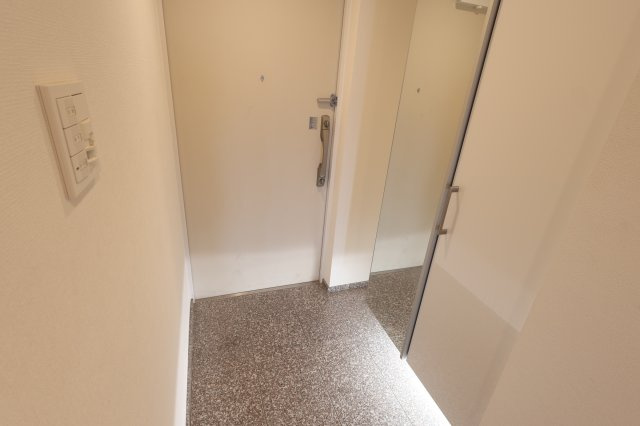 アルファスマート観音寺新町の玄関