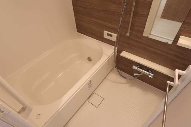 アルファスマート観音寺新町の浴室