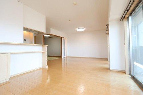 フローレンス今市町グランドアークの居間・リビング|広々空間のLDK！
ゆったりとご使用いただけます！