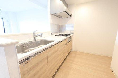 アルファスマート西福原けやき通りの居間・リビング|13.8帖のLDK！