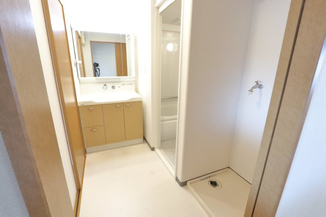 サーパス美保公園の独立洗面台|独立洗面化粧台が付いています